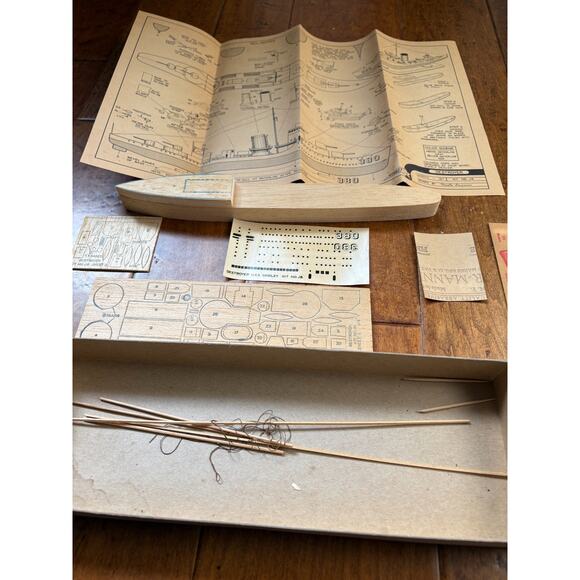 Vintage Comet Model Hobbycraft Inc. Destroyer Kit No. J6 Wood Model Kit 1940s - Picture 10 of 11